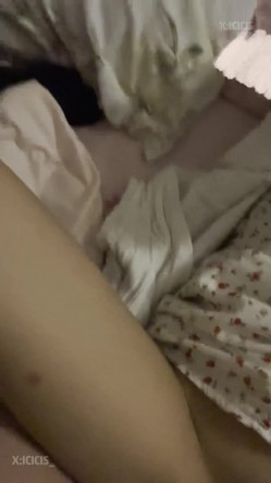 约啪大神【ICICIS】最新约炮多位 顶美女大 户外车震 办公室草逼 情趣黑丝 各种啪啪 截图10