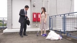 MOND-260 綺麗な近所の奥さんが 真木今日子 截图1