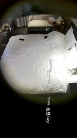 酒店高清偷拍 ️既淫荡又炸裂的女仆装小情侣自制小电影要给男友爆菊 截图8