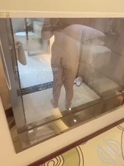 海角侄子爆肏嫂子24.0 订婚后被老婆盯着 终于逮到机会和嫂子酒店纵欲 肉棒还是那么大好爽 梅开二度内射 截图1