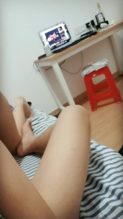 【精品】推特已退圈大神Sinludy约炮，高清原档，新人大学生，同居操不停 截图6