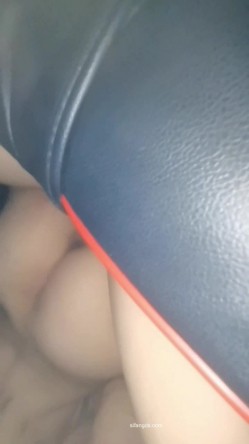 大神【网调加约炮】专业线上线下忽悠套路玩弄学生妹，高颜值美少女自慰车震，非常小母狗 截图4