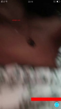 最近很牛逼的母女搭档苍老湿湿晚上公园搭讪个乘凉性欲很强的农民工小伙户外搞完蚊子多再到公厕里搞 截图11