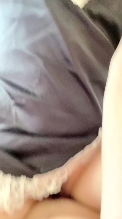 水灵灵的少妇、保养的非常好，两条腿像蒙娜女神雕塑一样，坐骑、后入都非常棒！ 截图3