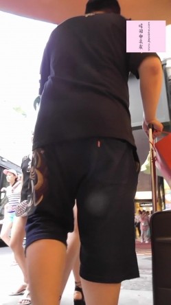年度极品高清抄底合集，全部都是漂亮的妹子 截图9