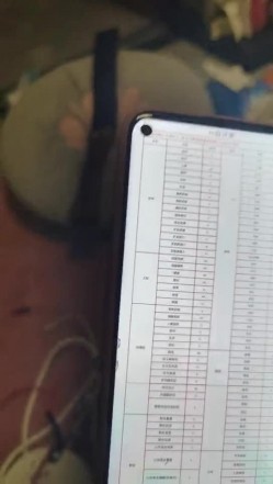 帝哥淫奴刑具房调教母狗，各种灌肠、屁眼放烟花、拳交、脚交、易拉罐、橘子探索狗奴淫穴极限 截图12