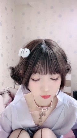 全网最美童颜校花【邪恶双马尾】黄播尺度大开~全裸自慰 截图5