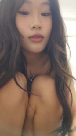 极品尤物美少女！漂亮纹身外表甜美！穿上黑丝大尺度自慰，假吊抽插紧致骚穴，低低呻吟，让人欲罢不能 截图11
