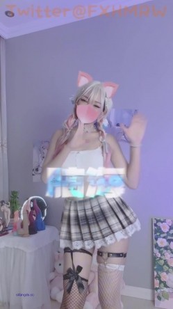 推特极品福利姬，可甜可盐女神【小仙云】最新9月新番，各种情趣制服裸舞渐变，道具紫薇，满满撸点 截图5