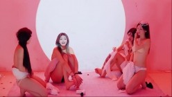 stripchat国产高颜女团【Luckygirl】女女揉奶亲吻裸舞,好身材大长腿，人靓奶圆 截图11