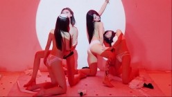 stripchat国产高颜女团【Luckygirl】女女揉奶亲吻裸舞,好身材大长腿，人靓奶圆 截图13