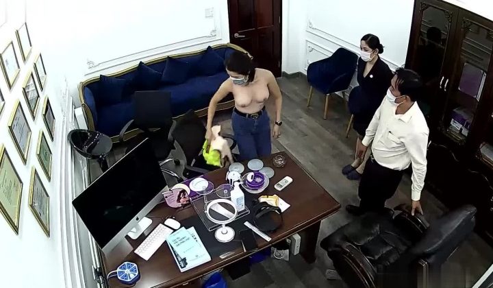 私房最新流出黑客【破解摄像头】隆乳整形诊所 家居视频 妇科检查