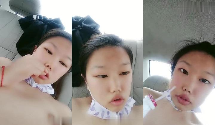 一瓶AD钙奶就上车的小骚逼，露脸与两个渣男玩3P车震，逼毛修的很漂亮，车上被两渣男抠穴换着草真可怜