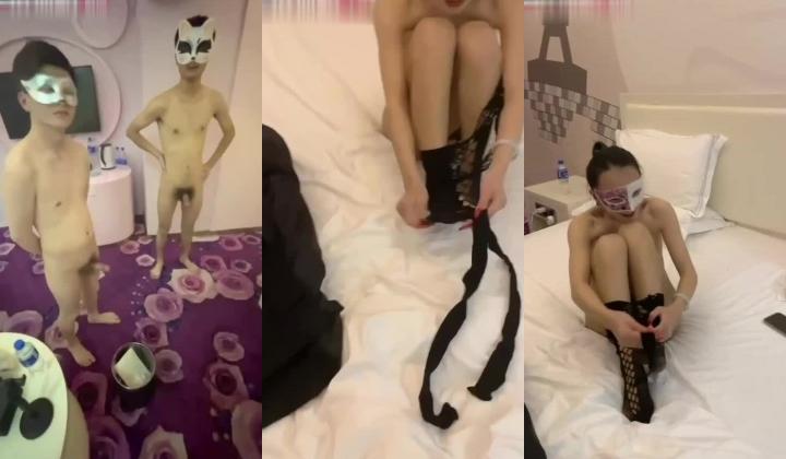 最强年中淫乱狂欢派对 丽江夫妻 荡妇老婆4P被爆操 一起洗澡 玩游戏 SPA 群P榨精异常满足7V