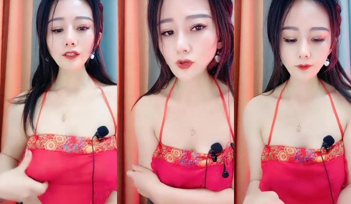 重磅！绿播下海！奶子好白好大~【咿咿水】扒穴特写！狂撸~极品美少妇，很诱惑