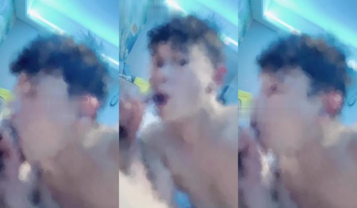 国内真实绿帽淫妻夫妇「济宁旺仔夫妻」她们接吻抠逼，让我给单男吃鸡吧，然后我竟然把他口射了，他前兆都没有直接射我嘴里了