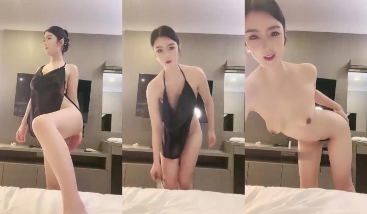 【 奶球的球迷车模闺蜜】无套操得乳浪迭起，菊花破处，连续内射高潮不断，简直就是一场性爱