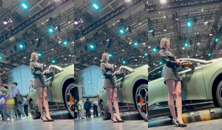 [超级裙底]最新2023上海车展各色美女模特 总有一款你喜欢