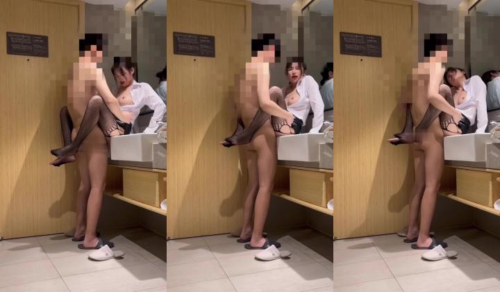 高价良家云盘流出，极品反差女友，爱旅游爱分享，日常生活照及性爱视频