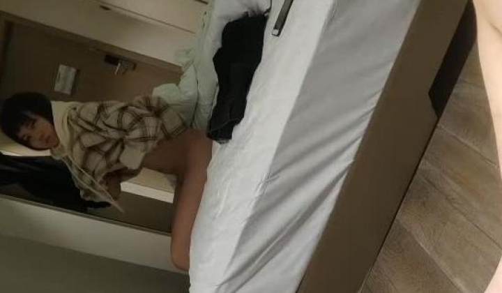 大神的小母狗，十分专注毒龙，屁眼被舔的酥酥麻麻！