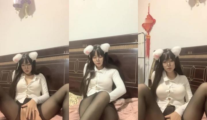 【女高童颜巨乳】应求更新 大奶校花 跳蛋 滴蜡 密码房! 挑战感官刺激