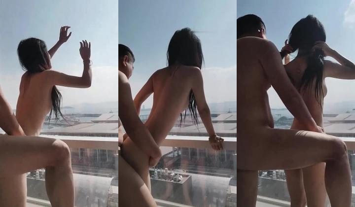 高颜值S级身材反差拜金网红美女空姐冰儿兼职模特被有钱老板包养自拍各种不雅视频