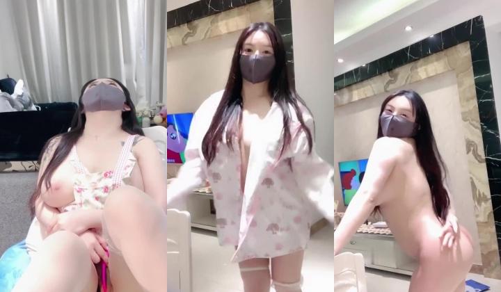 ️天然核弹爆乳女神！揉奶诱惑【炸土豆】完美颜值~淫液拉丝跳蛋自慰