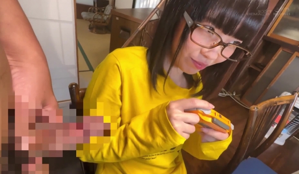 SDAM-113 ドキュメント「アラサー喪女ニート」～ボクのお姉ちゃんは数年前と変わっていなかった～ チ×ポに目を輝かすロリ体型の干物姉（27）