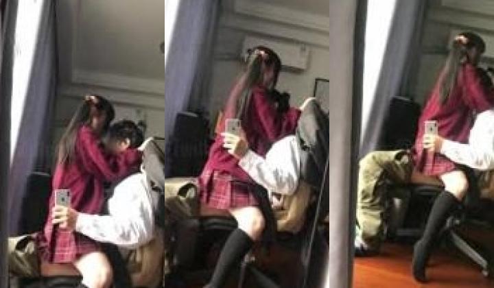 史上最强整理高端泄密2K高清真实约炮10位网红艺校学生破处 [无水原版] 还有重磅妹子真实破处出血，部部精彩
