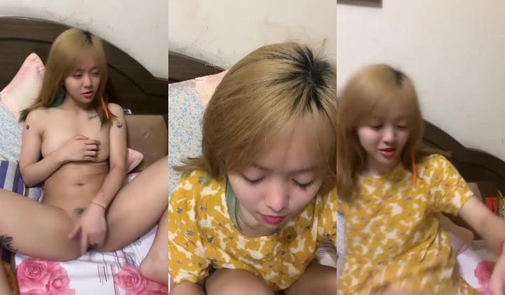 推荐！美乳学生亲戚家大秀~【百事可爱】姑妈还在睡觉~！
