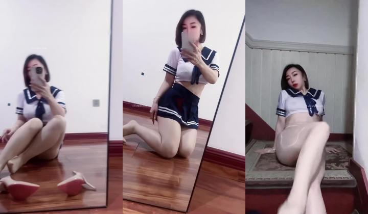 国女媚黑，【sharemywife24hr】，穿上高跟鞋让小黑来家里操她，人妻嗷嗷叫，被捅得又疼又爽