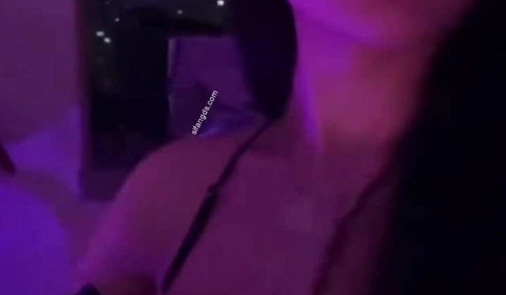 推特大神【摄影师B&M】高价付费群福利重金约拍，女神骚浪贱的一幕全记录