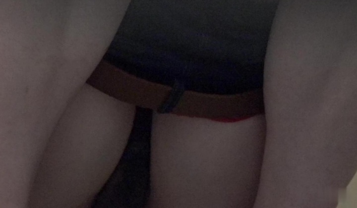 女蹲厕针孔偸拍各种女人方便~有熟女有良家少妇有年轻小姐姐~特写全景逼脸同框