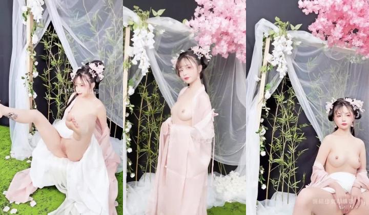 稀有露脸 高端摄影ACG业界女神爆机少女 喵小吉 古风画作《清平乐》汉服美妆仙女 性感诱人白虎胴体妙哉