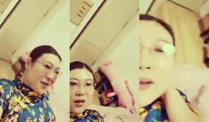 眼镜旗袍阿姨 在家被无套输出 多毛鲍鱼水超多 听着特诱人