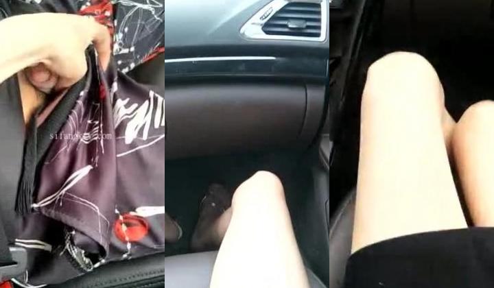 【极品推荐】超女神小喵啪啪甄选操场被操户外露出户外啪啪三女互舔强制口爆极其淫荡