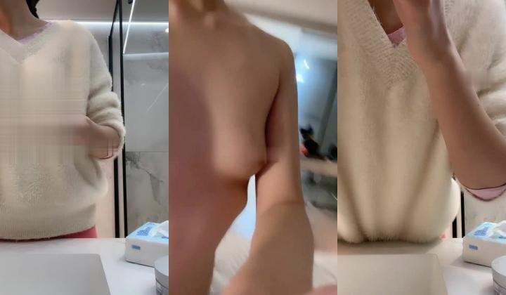 重磅！兄弟们！今年最美女神来了~【小雨儿】扣穴自慰！爽，颜值高，逼又粉，水又多