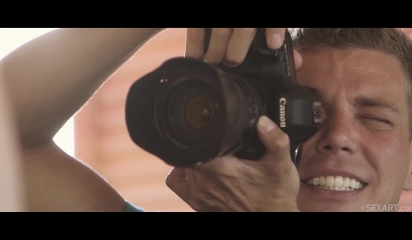 sexart.16.08.03.ariadna.where.do.we.go.mp4