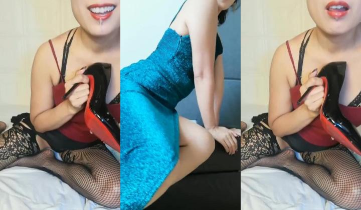 超顶的风韵犹存风情阿姨，用肢体语言性逗骚言骚语，分分钟让你高潮，舔姑奶奶的脚对啦，操死你 利用娇喘发出魅色诱惑！