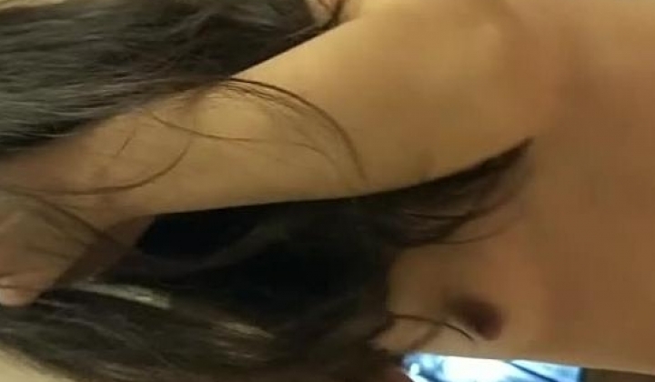 一晚上2000的18岁少女，让她一直在女上位，你们说值不值~~