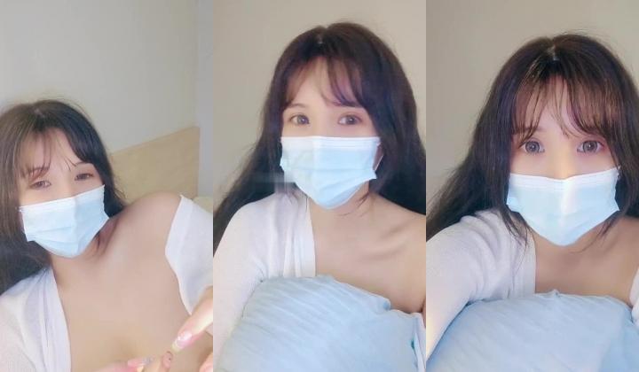 新货下海【嗯嗯小宝贝】纯情学生妹，白虎穴自慰~真的好美，乖巧邻家妹妹，胸又白又大又美