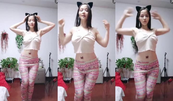 最新抖音泄密！大奶风骚熟女【小妈】骚舞自慰啪啪