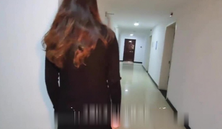 推特火爆淫荡翘臀骚母狗【芬姬夏妓】公园露出调教野战潮喷大号道具紫薇淫水泛滥