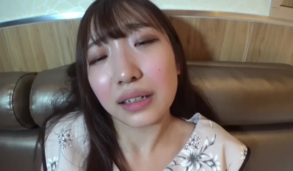 fc2ppv-2067879 完全顔出し★色白清楚の18歳現役女子○生！ちんぽ見ただけでぐちょぐ