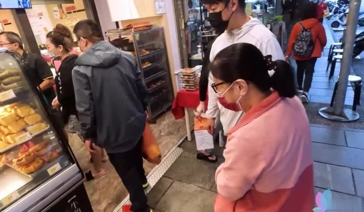 仙儿媛 AVJiali与性感色情明星大姐姐的POV性爱约会