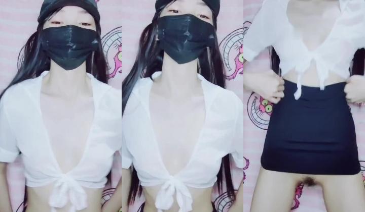 出道即巅峰新人露脸推特顶B王，人瘦奶大小魔女【蒂米】定制私拍，裸舞顶胯，道具紫薇无套啪啪内射