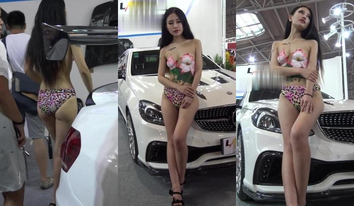 广州车展色魔摄影师各种刁钻角度偷拍 众多车模小姐姐各种不经意间的走光