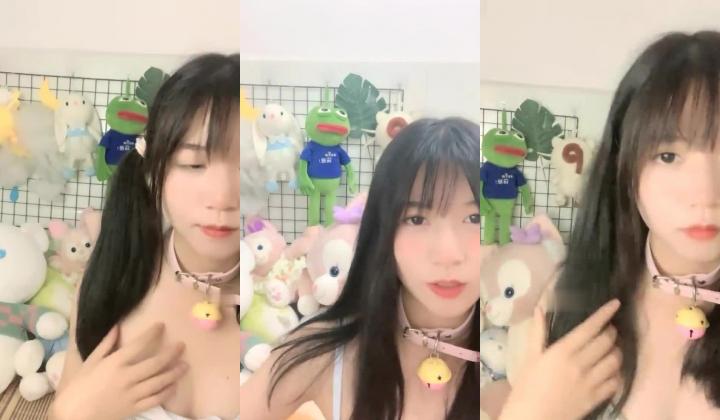 在校女大学生，【波波涩涩】，这个岁数看起来好小，含苞待放的小花骨朵，青涩，少女的逼无需多言，美爆了