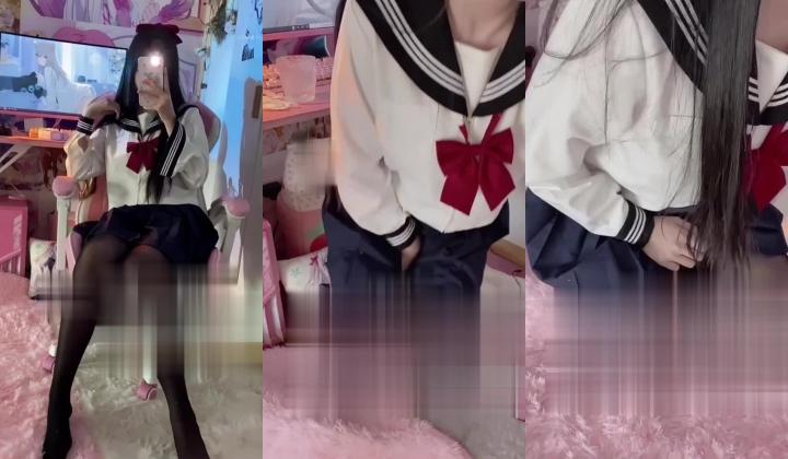 【麦兜小可爱】最新会员私拍流出→尿尿自慰啪啪 皮肤白皙可爱 后入怼操 五星推荐 高清720P版 自慰