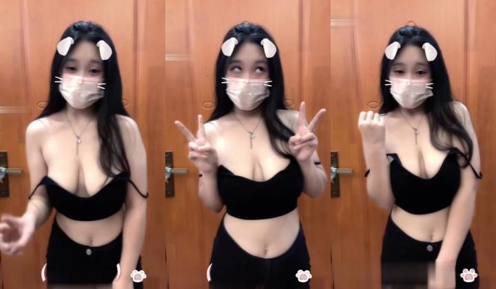 推特00后宝妈，吊钟巨乳【哇塞乔宝】新番露脸裸舞，自慰，露出，啪啪福利